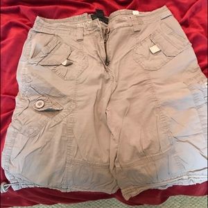 Cargo shorts women’s Size 14